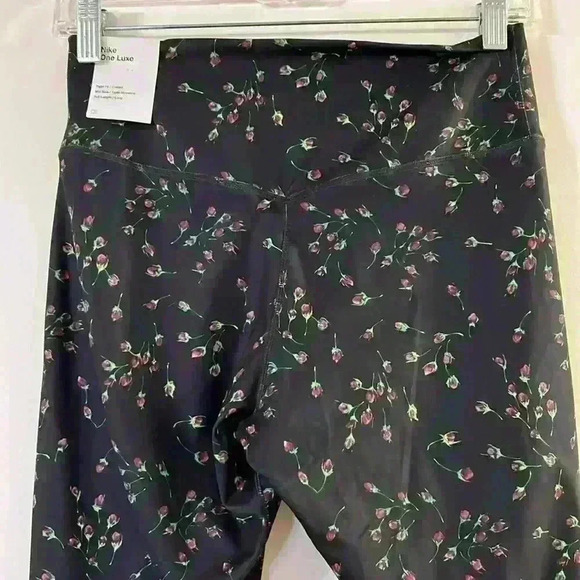 NWT Nike Dry fit lux leggings - Picture 4 of 7